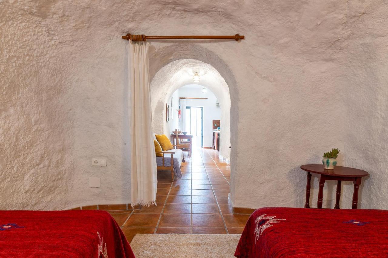 Cuevas El Abanico - Vtar Vivienda Turistica De Alojamiento Rural Granada Exterior photo