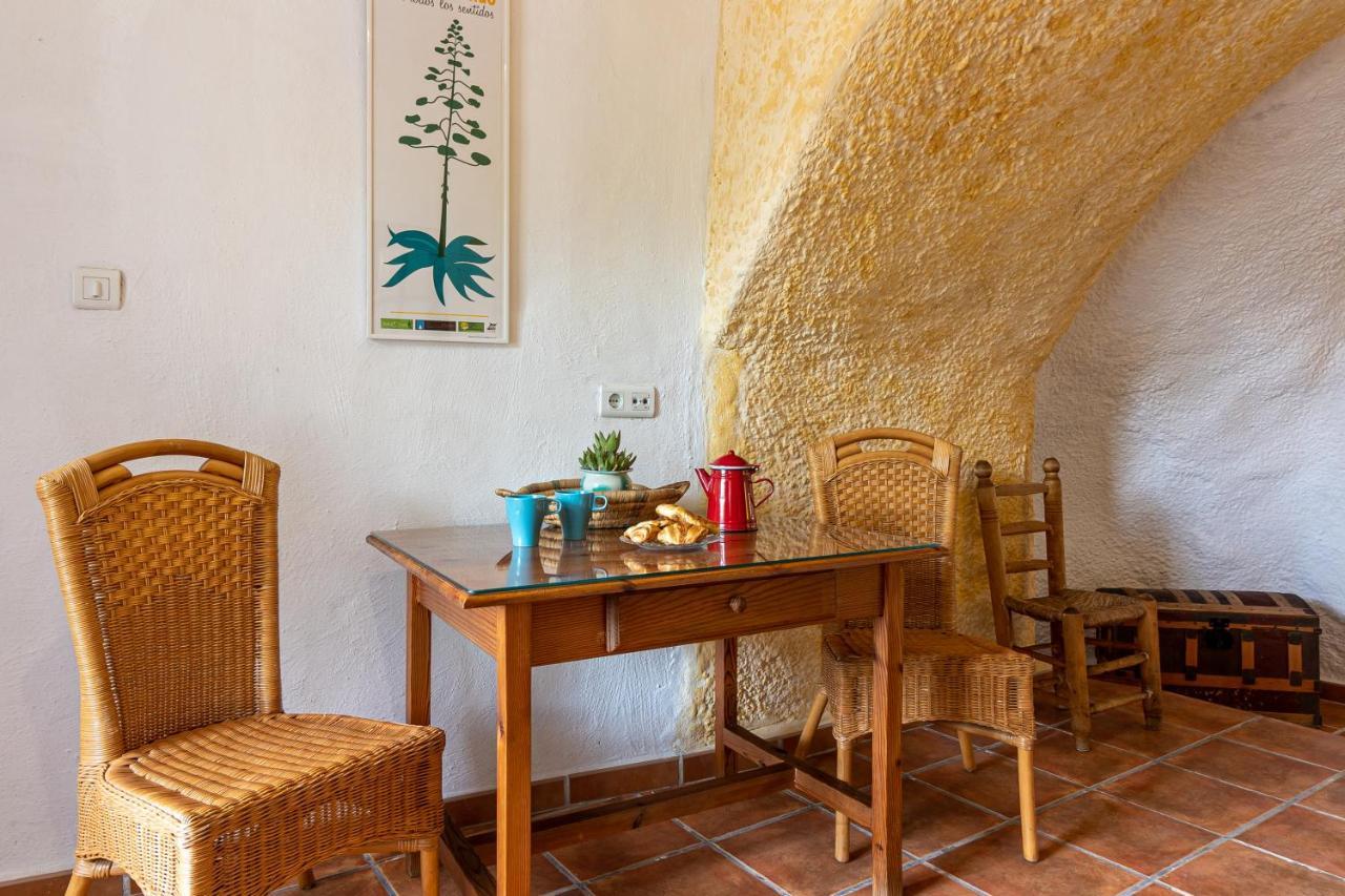 Cuevas El Abanico - Vtar Vivienda Turistica De Alojamiento Rural Granada Exterior photo