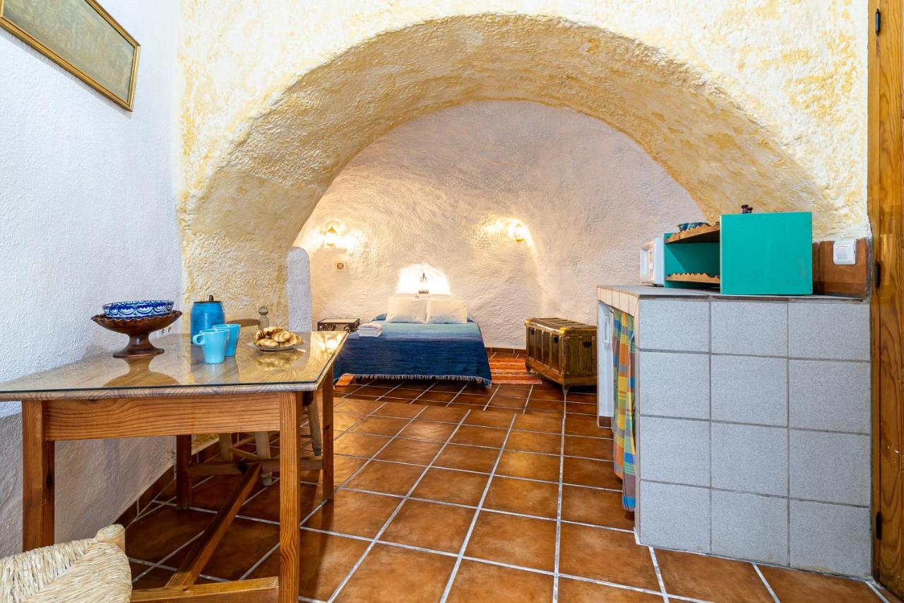 Cuevas El Abanico - Vtar Vivienda Turistica De Alojamiento Rural Granada Exterior photo
