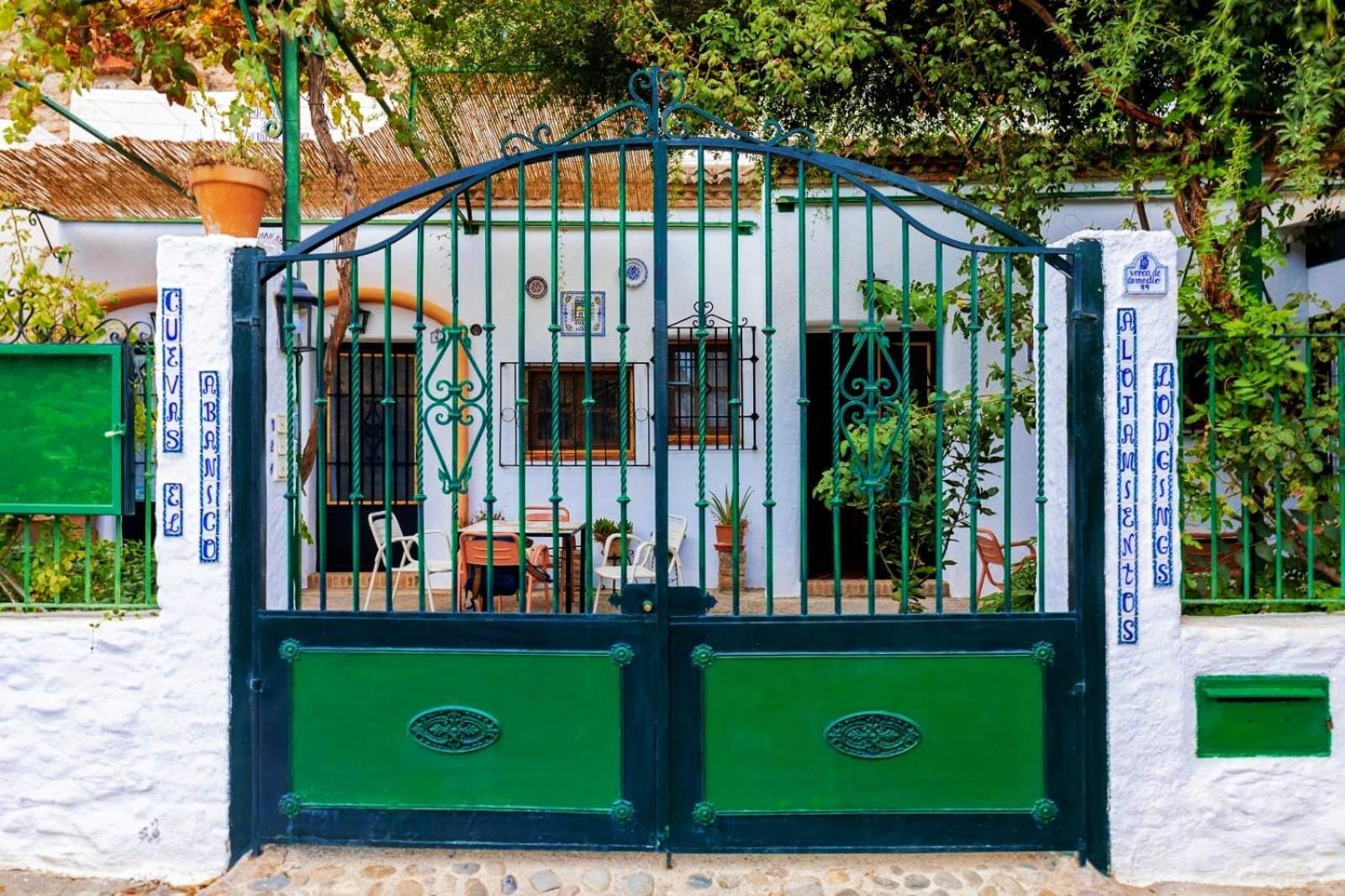 Cuevas El Abanico - Vtar Vivienda Turistica De Alojamiento Rural Granada Exterior photo