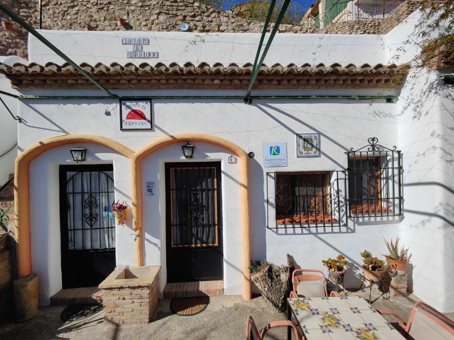 Cuevas El Abanico - Vtar Vivienda Turistica De Alojamiento Rural Granada Exterior photo